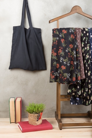 Cardigan Lungo con Cintura e Tasche Patch