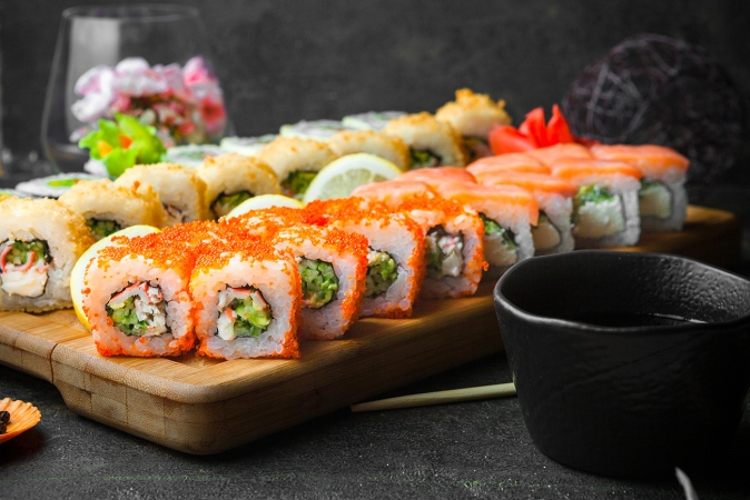 Spicy Tuna Volcano Roll