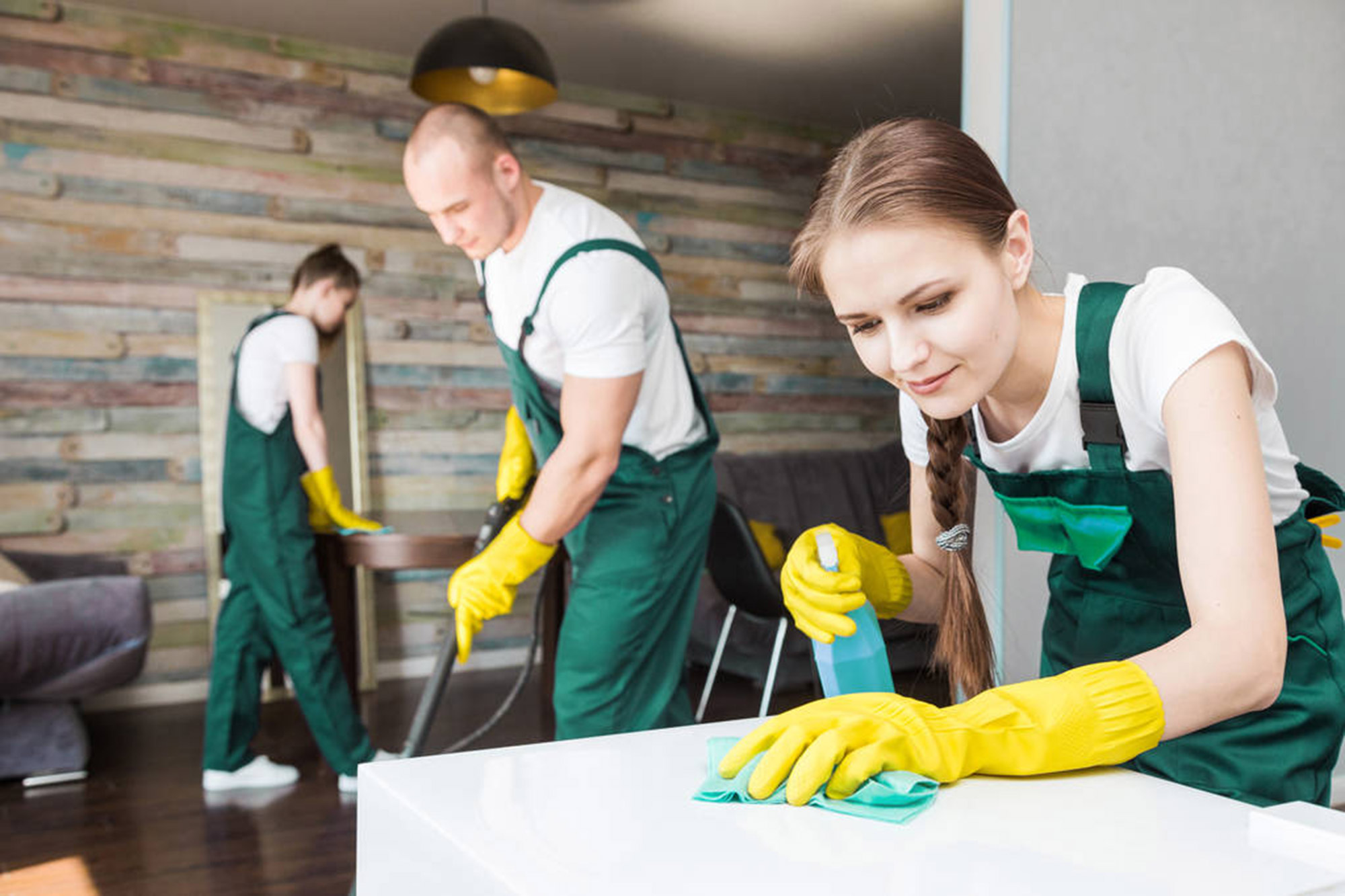 CleanPro Operatori e Attrezzature